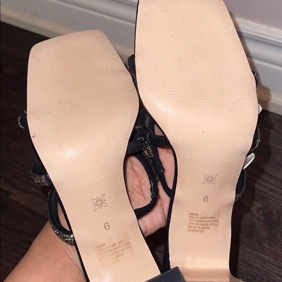 BCBGeneration Falla heels - Picture 3 of 3